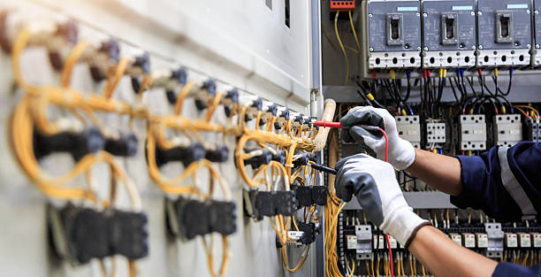 Professional Electrician technician working in North Druid Hills, GA